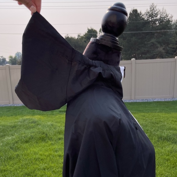 Adidas Women’s Windbreaker - Picture 4 of 5